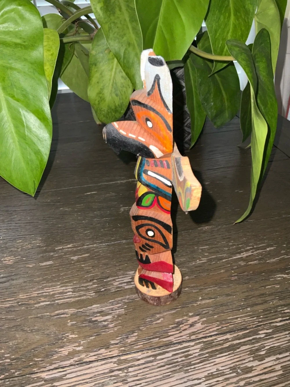 Vintage Native American Hand-Painted Wooden Totem Pole Sculpture - Multi-Color